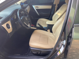 
										TOYOTA COROLLA ALTIS 2.0 cheio									