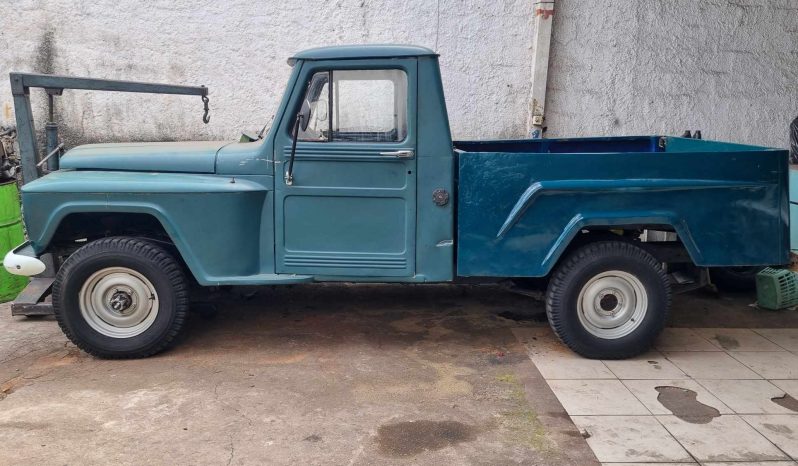 
								Rural Ford F75 cheio									