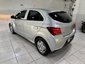 Onix Lt 1.0 2019