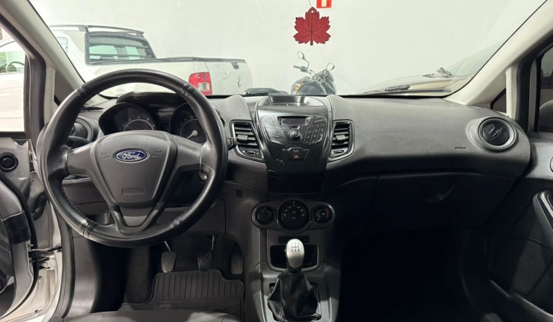 
								Ford New Fiesta 1.5 cheio									