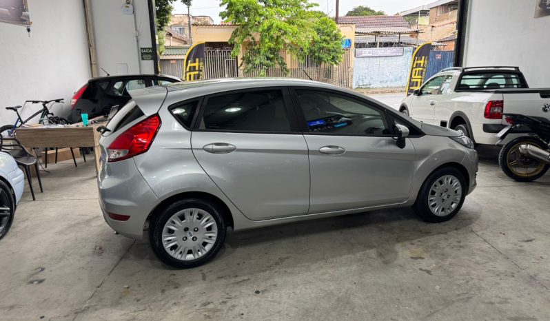 
								Ford New Fiesta 1.5 cheio									