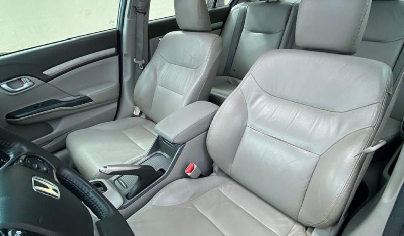 
								Honda Civic Exs cheio									