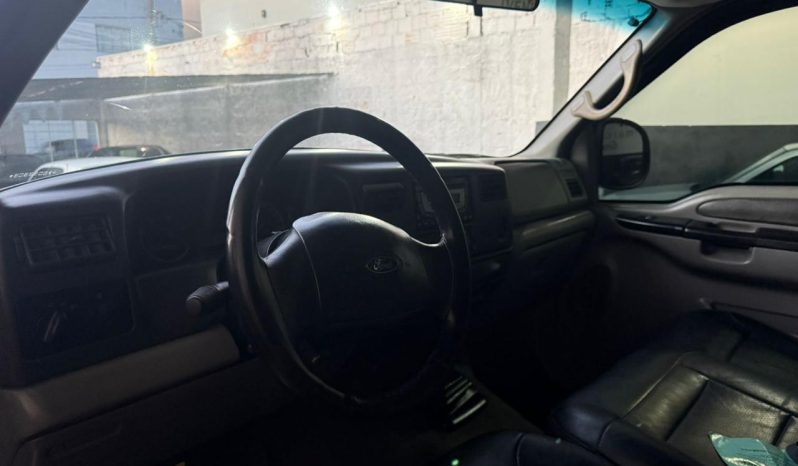 
								Ford F-250 cheio									