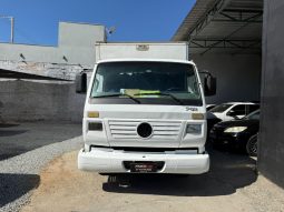 Caminhão 7110