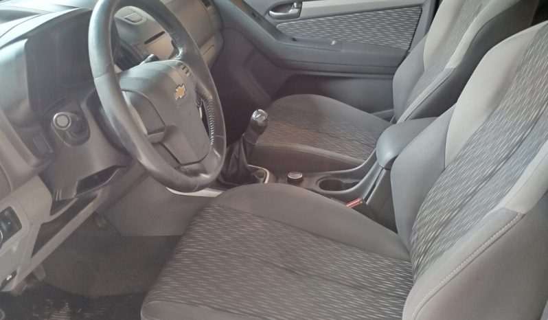 
								S10 LT 2.8 4X4 CABINE DUPLA MANUAL cheio									