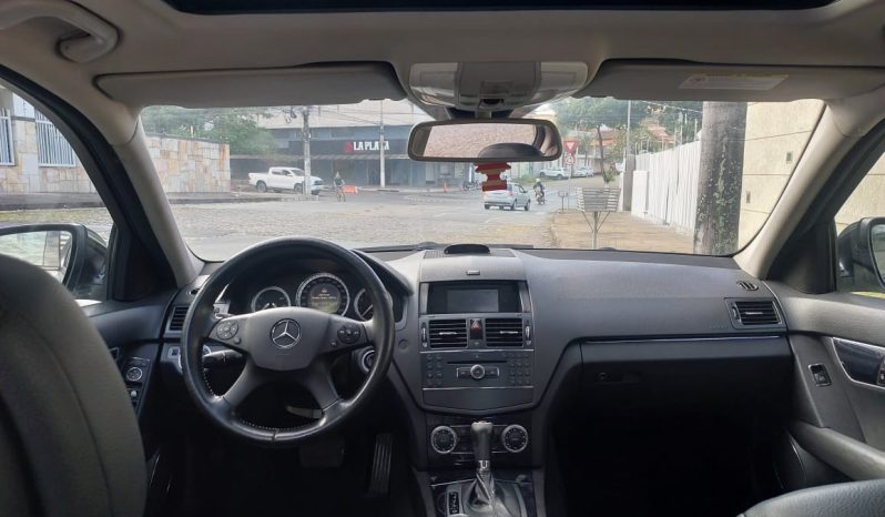 
								Mercedes C200 cheio									
