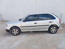 
										Gol Hatchback cheio									