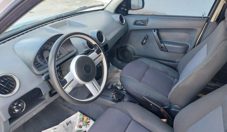 
								Gol Hatchback cheio									
