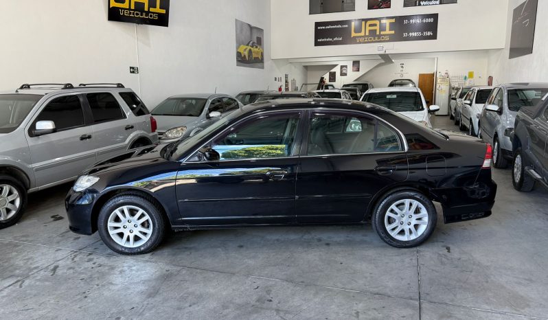 
								Honda Civic LX 1.7 cheio									
