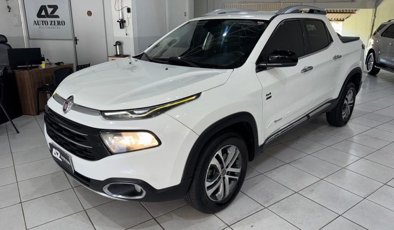 
								Fiat Toro Volcano 4×4 cheio									