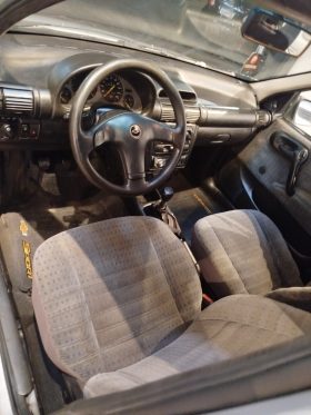 Corsa Super 1.6
