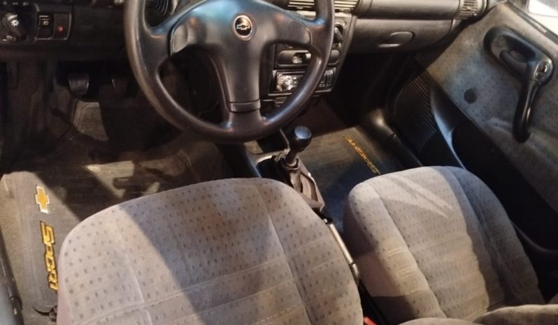 
								Corsa Super 1.6 cheio									