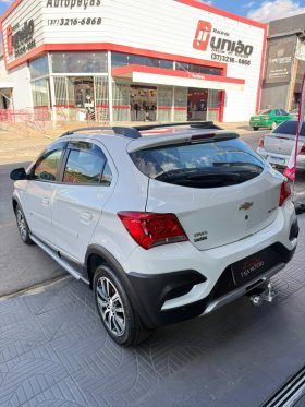 Onix Active
