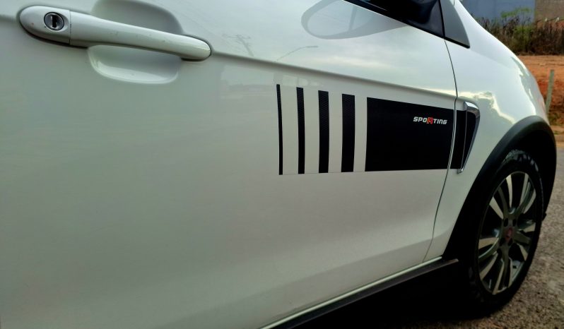 
								Fiat Palio Sporting cheio									