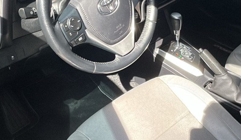 
								Toyota Corolla 2.0 cheio									